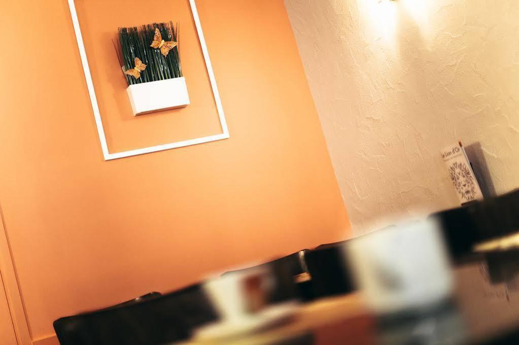 Hotel Brasserie Le Lion D'Or Мексимию Екстериор снимка