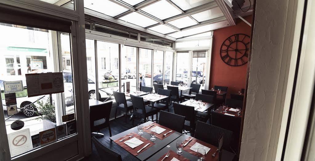 Hotel Brasserie Le Lion D'Or Мексимию Екстериор снимка